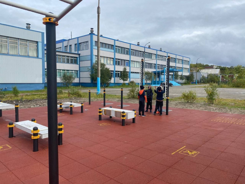 В гарнизоне под Мурманском появилась новая спортплощадка https://www.hibiny.com/