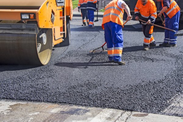 Под Мурманском начали ремонт дорог из плана 2022 года https://st2.depositphotos.com/