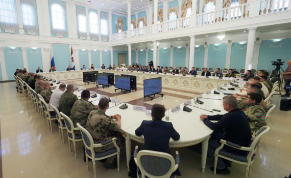 Очень нужная и важная программа: Артем Здунов встретился с «Героями среди СВОих» Очень нужная и важная программа: Артем Здунов встретился с «Героями среди СВОих»