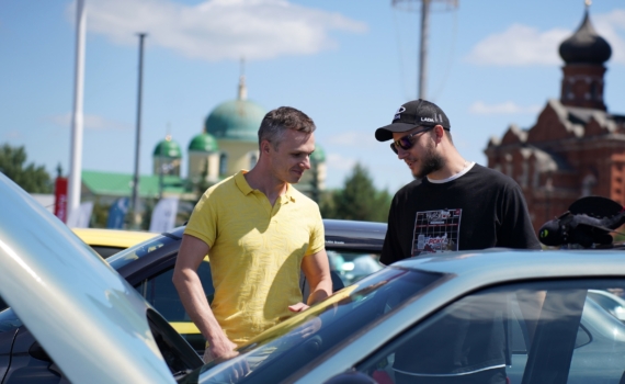 Большинство водителей допускают эту ошибку при проверке масла: двигатель может пострадать Большинство водителей допускают эту ошибку при проверке масла: двигатель может пострадать